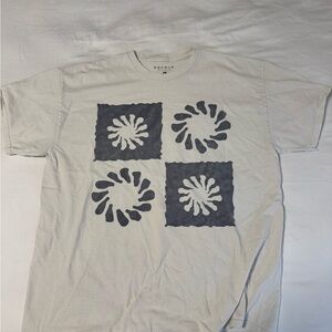 PacSun Off-White Graphic Tee